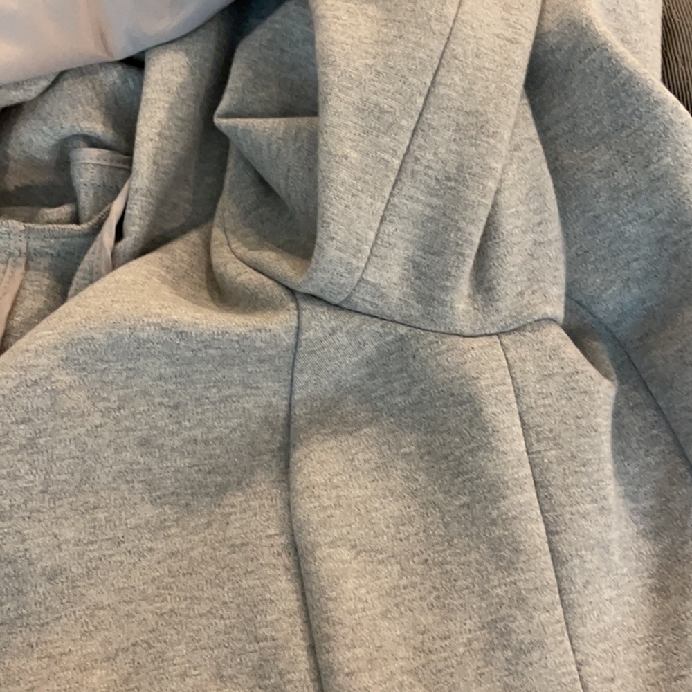 Gap Soft Gray Cropped Jacket - Picture 12 of 16